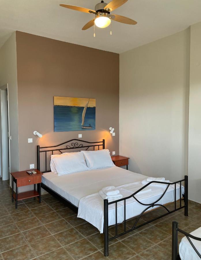 Aparthotel Kyklades à Agios Ioannis  Extérieur photo